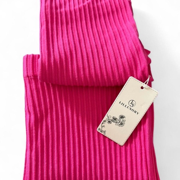 Pink Two-Piece Set - Picture 4 of 8